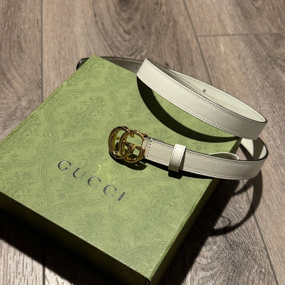 Gucci Ivory Leather Belt with Gold GG Buckle